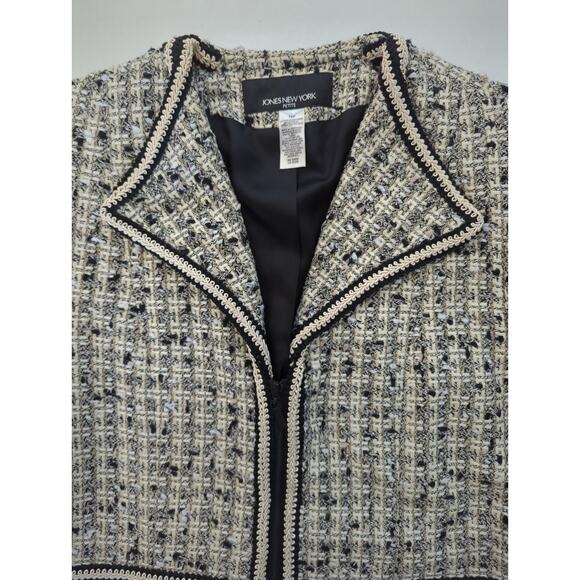 JONES NEW YORK Petite Black Cream Boucle Front Zip Jacket Blazer Womens Size 10P - Picture 2 of 7